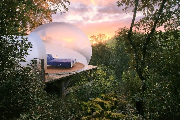 l'aurore arrive sur la bulle Orion